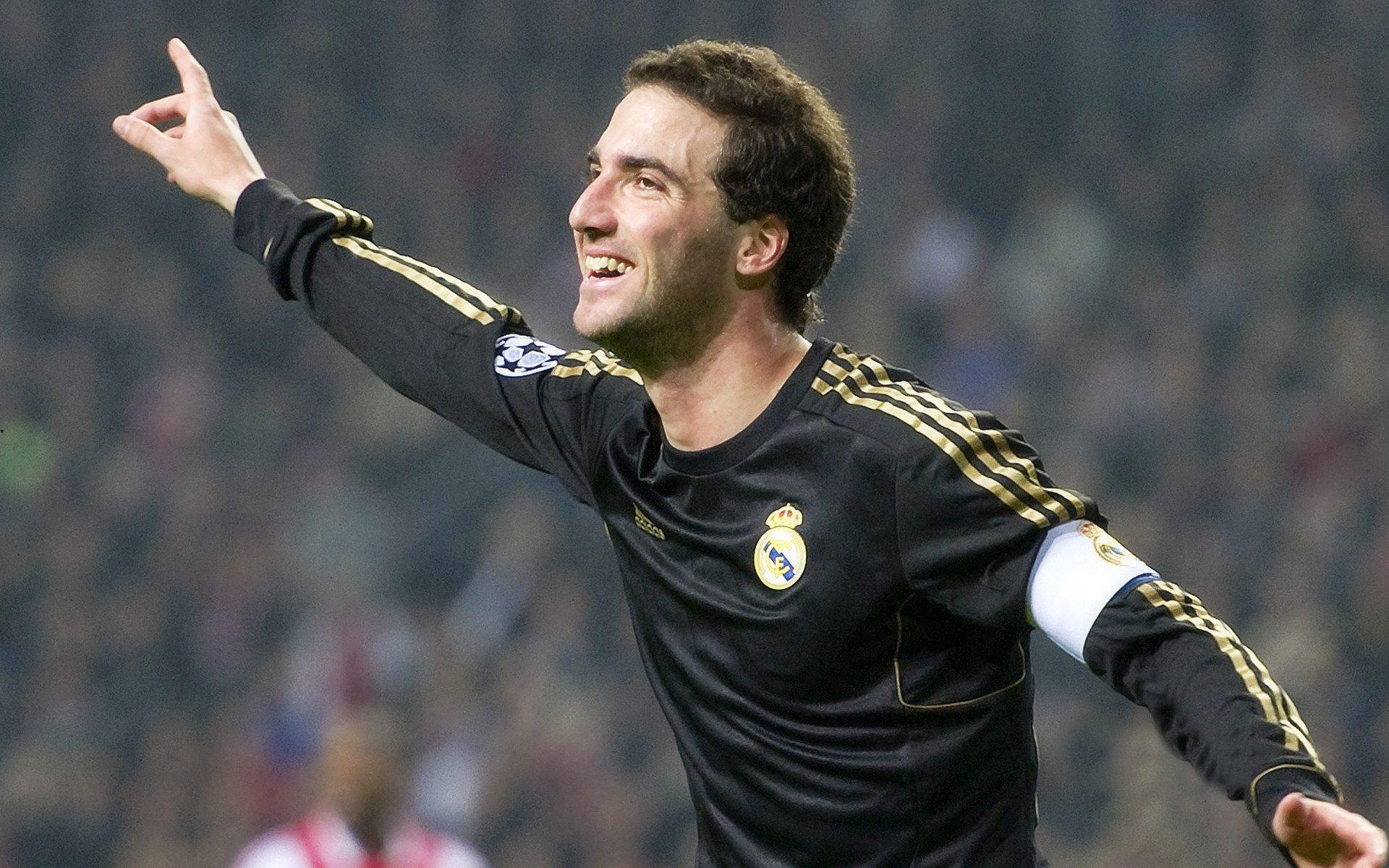 体育公益携手前行，爱心传递温暖人心