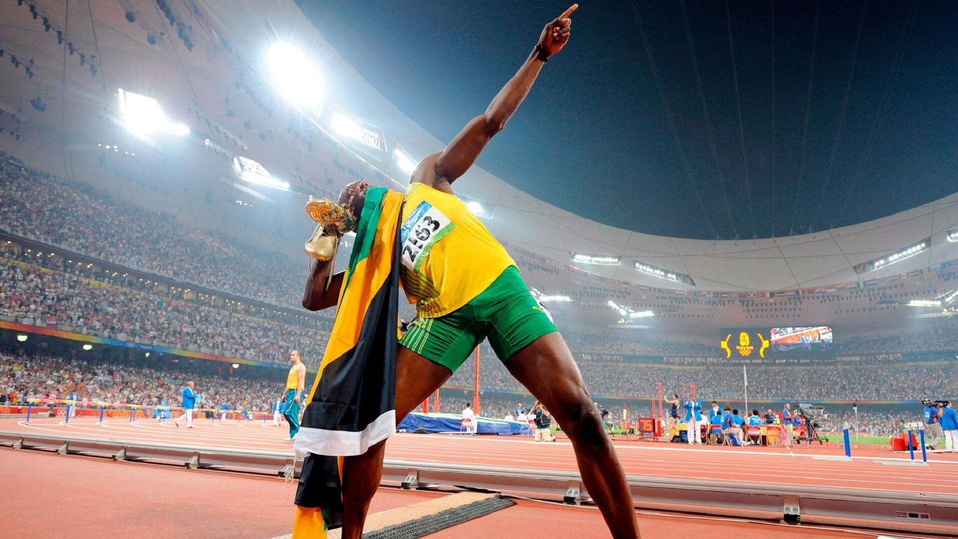 激情四射！全国高校接力赛决赛落幕，青春与速度点燃赛场